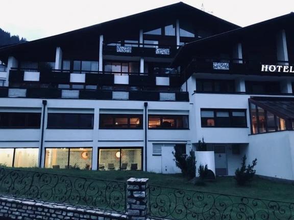 Hotel Daneu Гашурн Екстер'єр фото